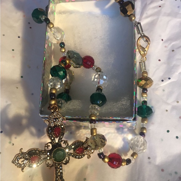 Handmade Statement Pieces - Picture 4 of 5